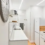 San Martin By Basque Homes Сан-Себастьян
