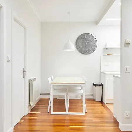 San Martin By Basque Homes Apartment *