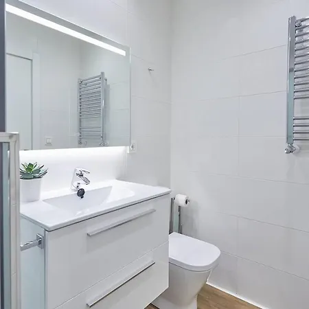 アパート San Martin By Basque Homes